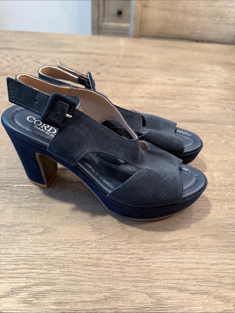 Cordani Navy Suede Slingback Heeled Sandals size 9